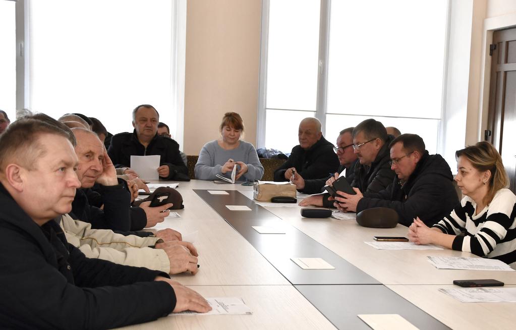 Про заходи  профілактики отруєння бджіл та місцеві дороги: ключові теми  наради