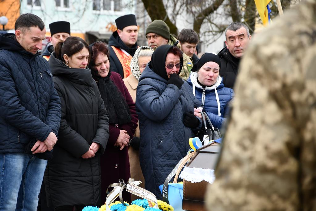 Його молоде життя обірвалося під час мінометного обстрілу поблизу Шипилівки 
