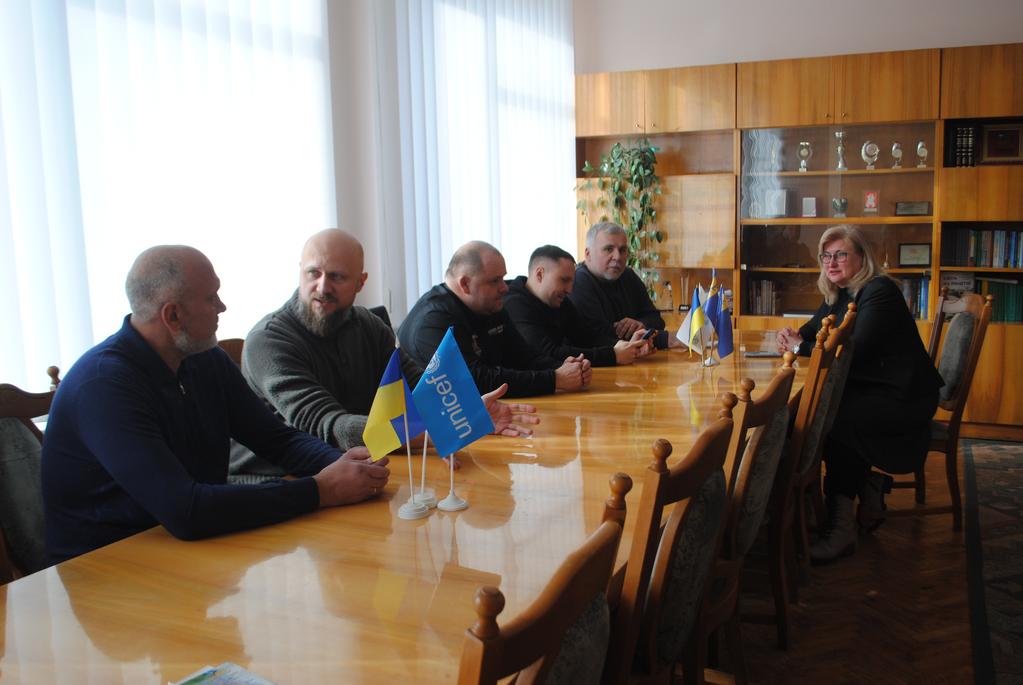 Допомога з міста-побратима