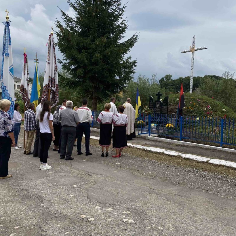 З нагоди ювілею у Путятинцях освячено новий пам’ятний знак