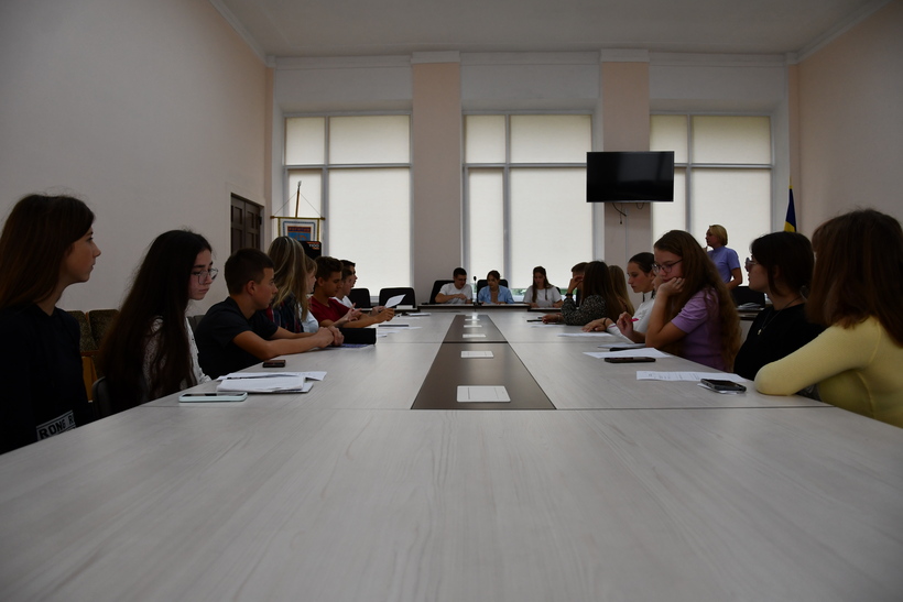 Молодь працює над проєктами Дитячого громадського бюджету