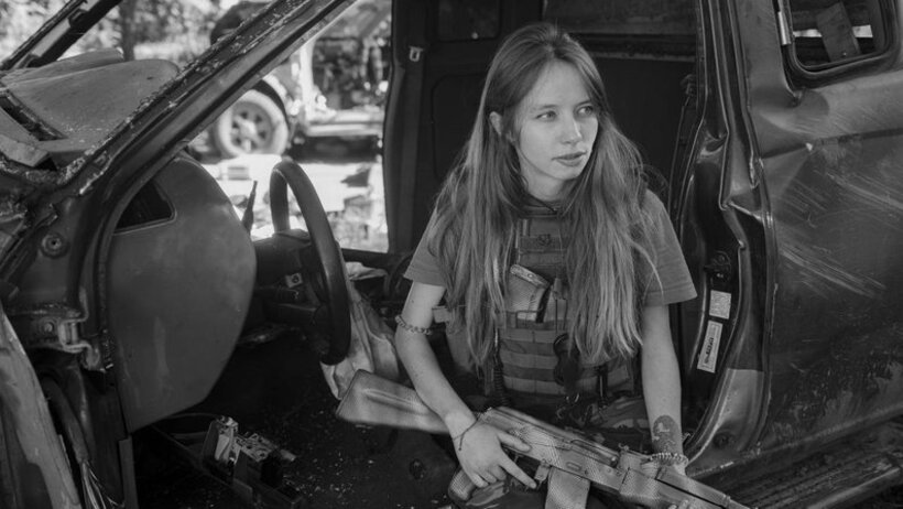 Отримала дві нагороди від Залужного. Як служить в ЗСУ 22-річна бойова медикиня, пластунка Вікторія Савків