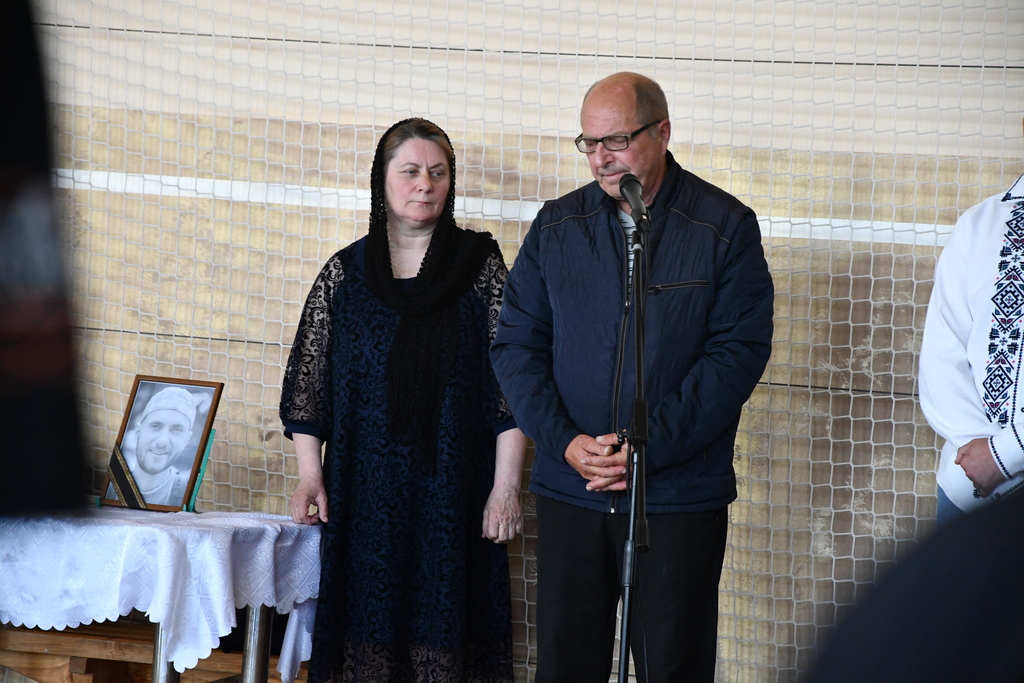 Гімназійна родина вшанувала пам’ять свого випускника