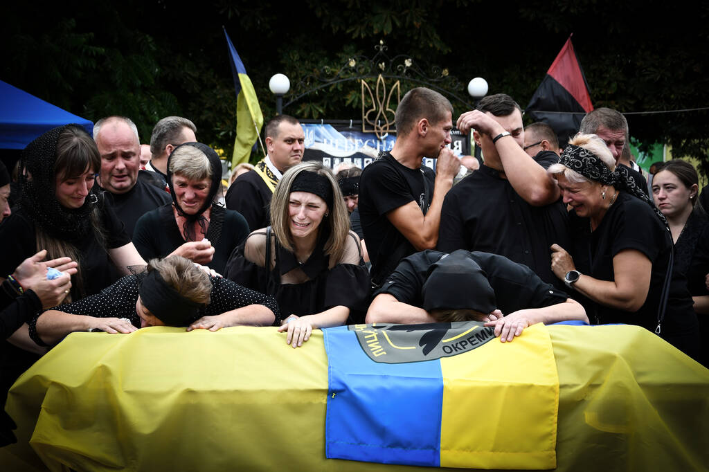 Громада зустріла воїна гранітної роти