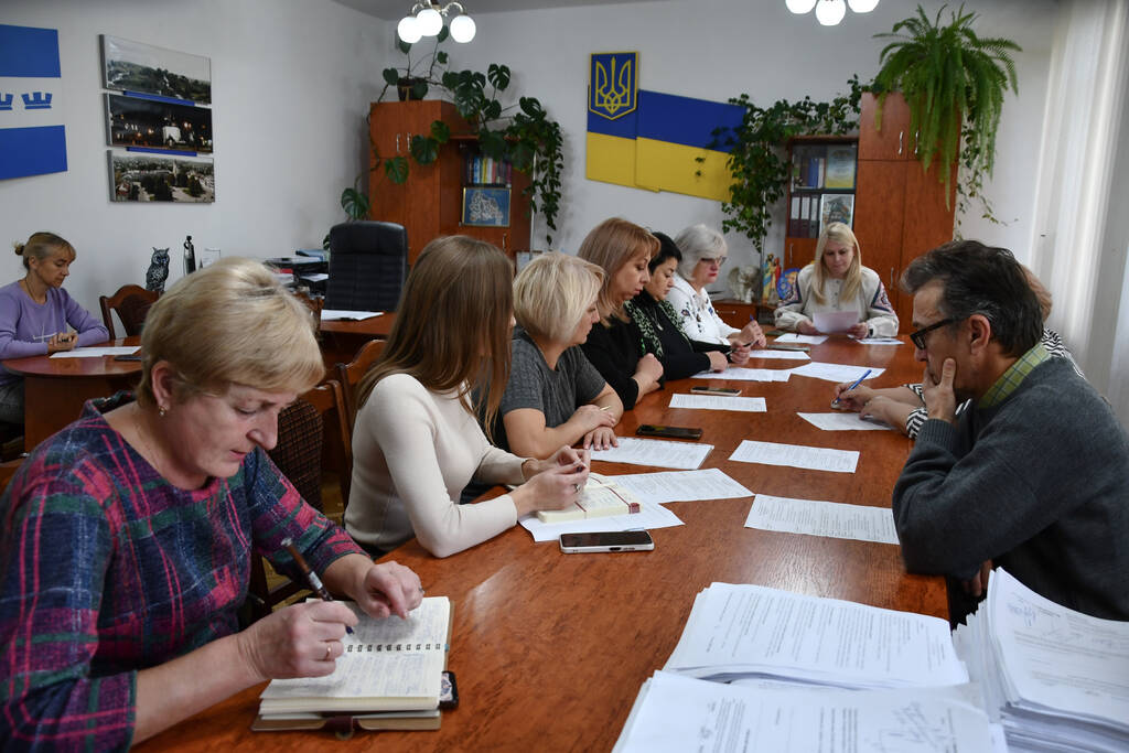 Листопад гідності та пам'яті: тези оргкомітету