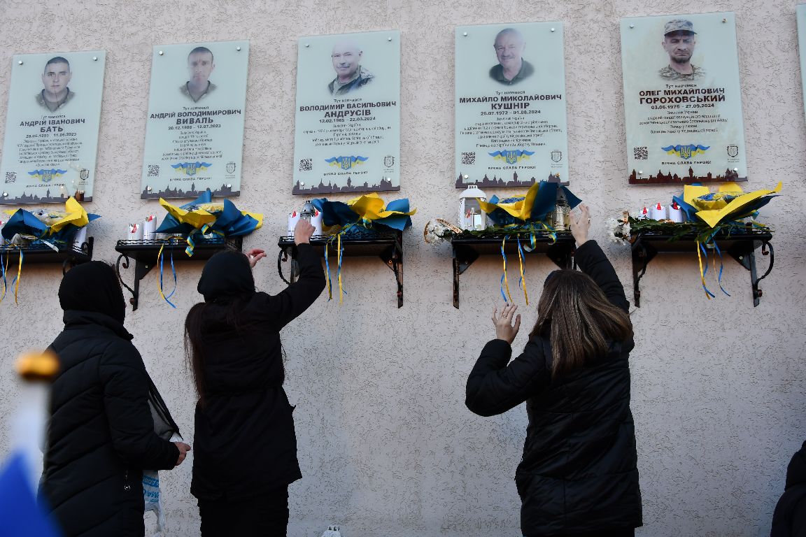 На стінах Верхньолипицького ліцею з’явилися ще чотири меморіальні дошки