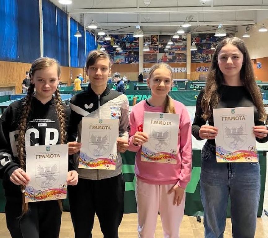 НА ЧЕМПІОНАТІ ОБЛАСТІ З ТЕНІСУ РОГАТИНКА ЗДОБУЛА ЗОЛОТО