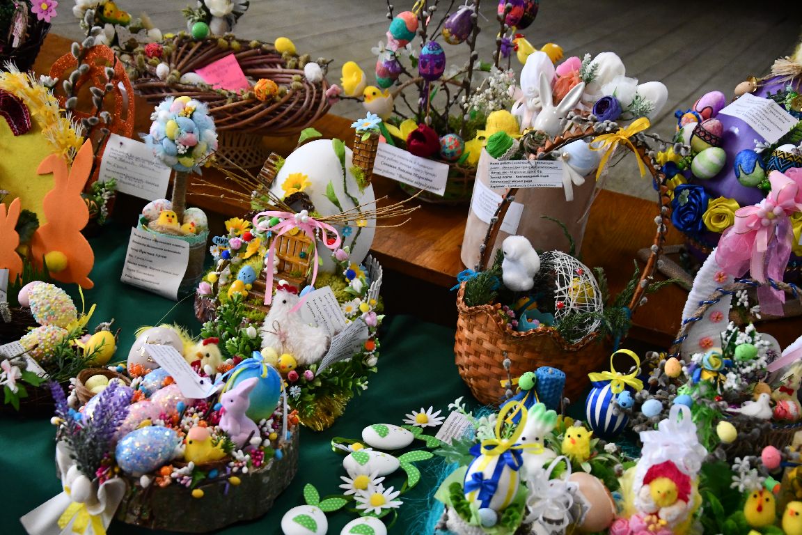 Великодня магія у новому форматі: відбувся  І етап обласної виставки-конкурсу писанки