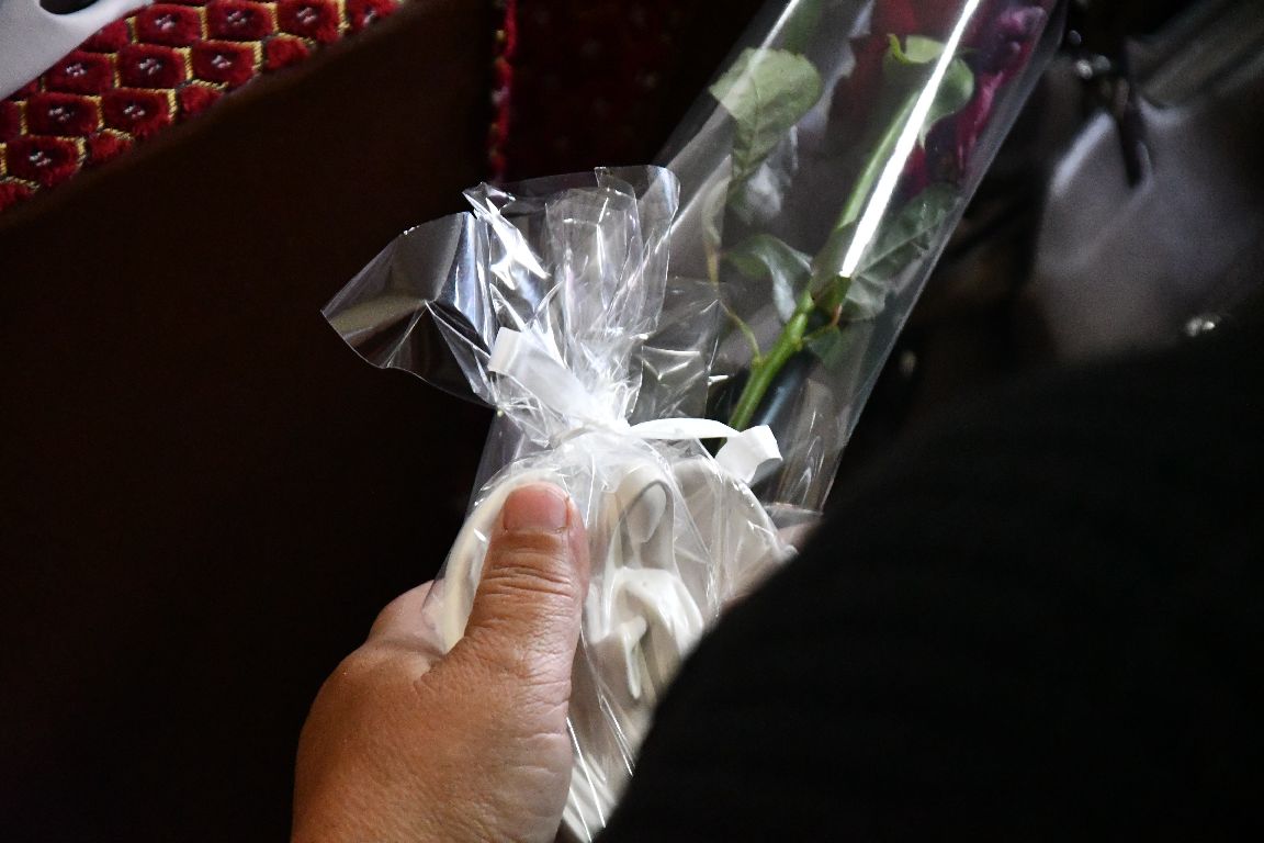 Перед Матір’ю — у тиші…