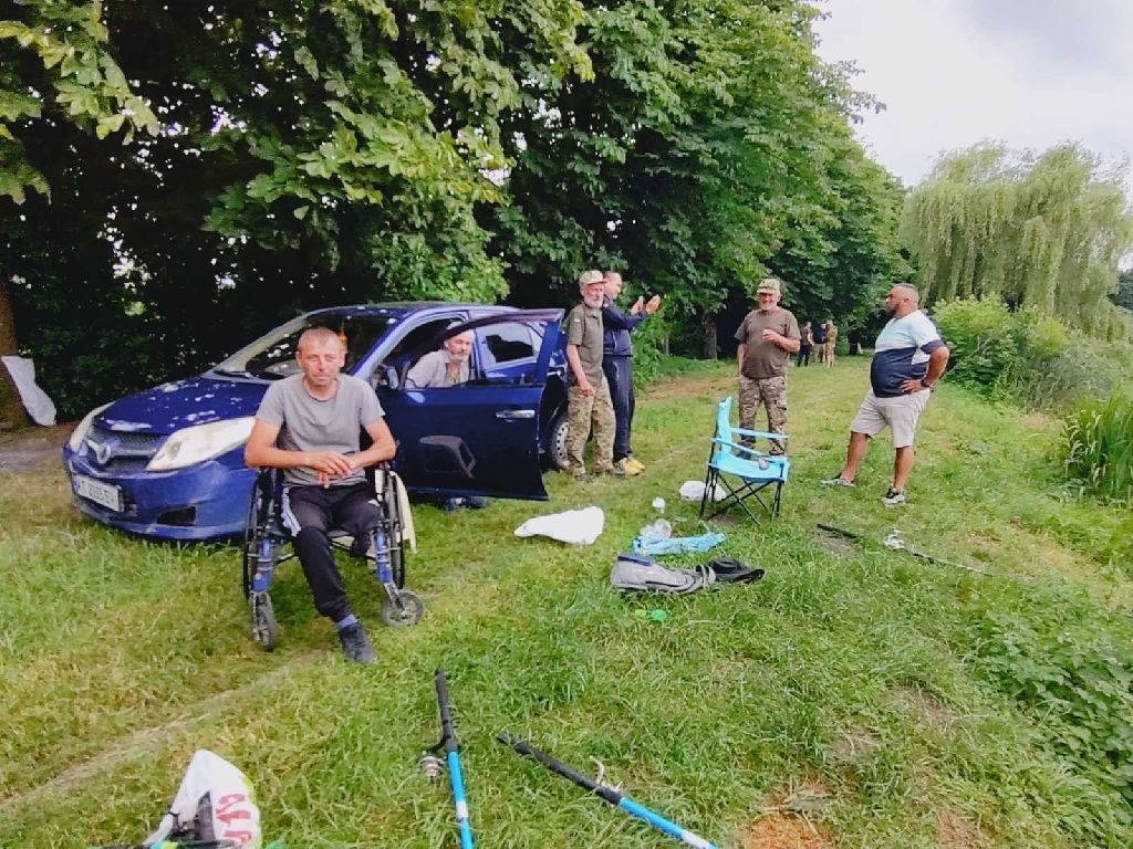 Риболовля, що об’єднує: «Бойове клювання» до Дня Конституції України